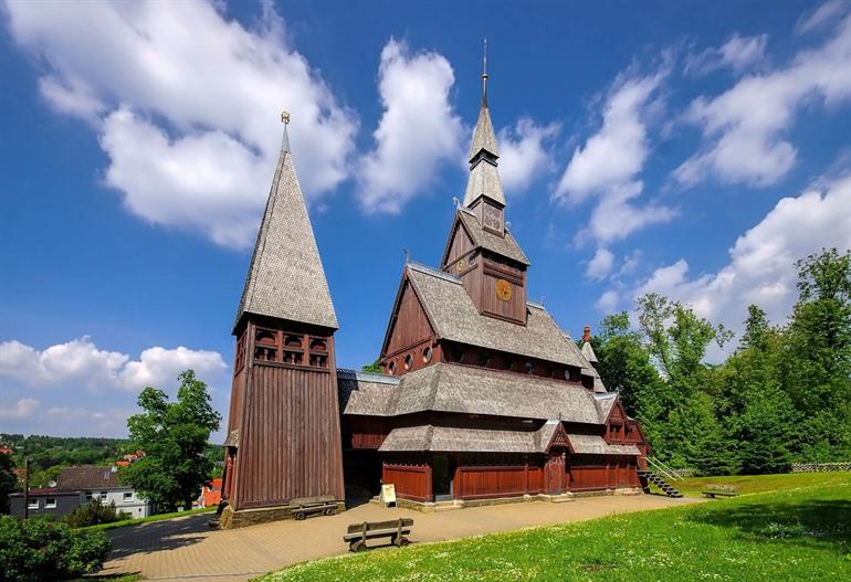 De Gustav Adolf staafkerk bezoeken, Harz-gebergte