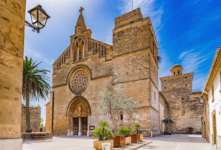 De kerk van Sant Jaume in Alcudia, Mallorca