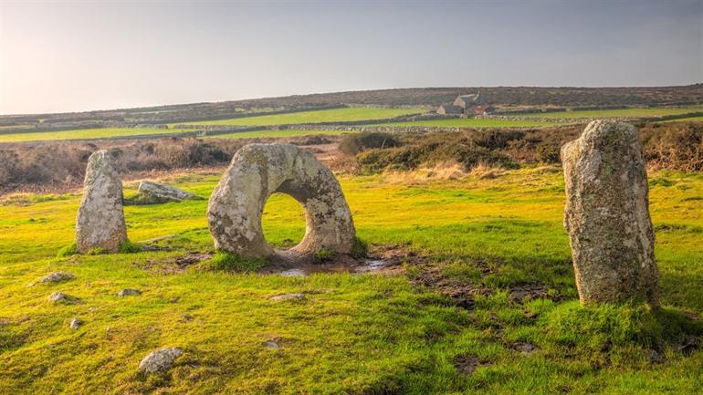 De mythes van Men-an-Tol
