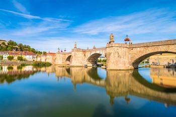 De Oude Hoofdbrug in Würzburg, Beieren