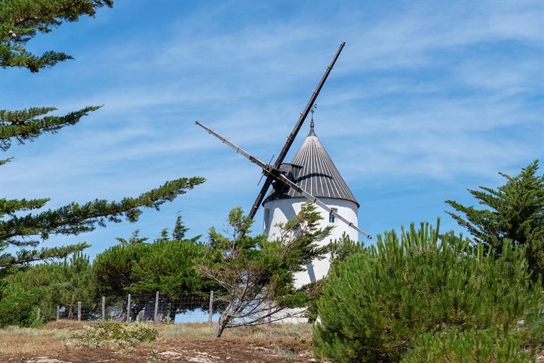 De oude windmolens op Ile de Noirmoutier, Frankrijk