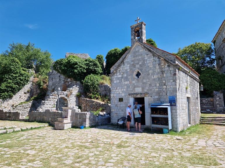 De ruïnes van Stari Bar