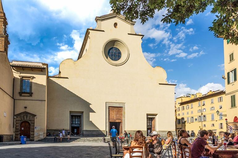De Santo Spirito basiliek bezoeken, Firenze