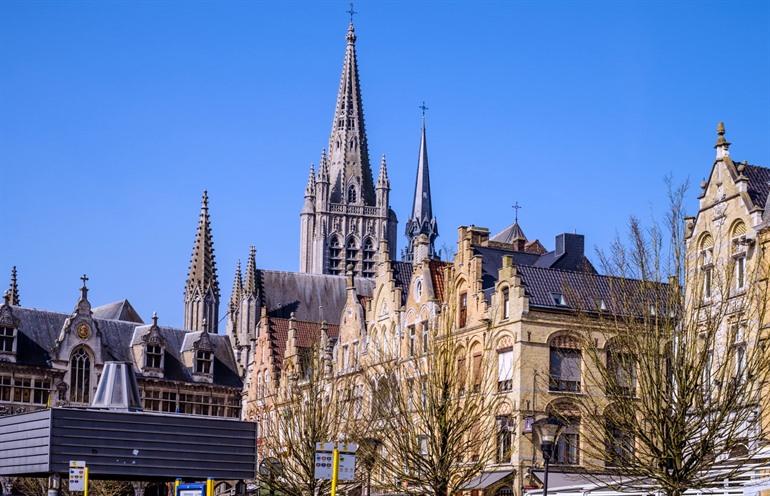 De Sint-Maartenskathedraal in Ieper