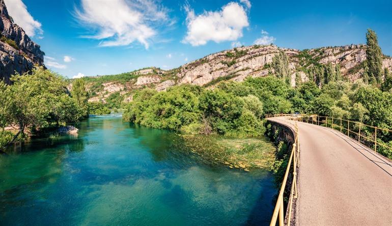 De weg naar Roški Slap