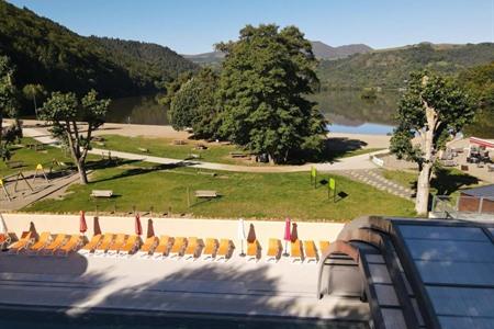 Domaine de Lac de Chambon boeken