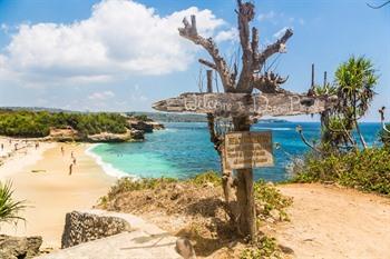 Dream Beach Nusa Lembongan Bali