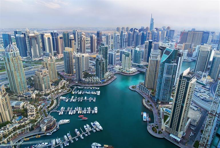 Dubai, uitzicht Marina en luxe jachthaven