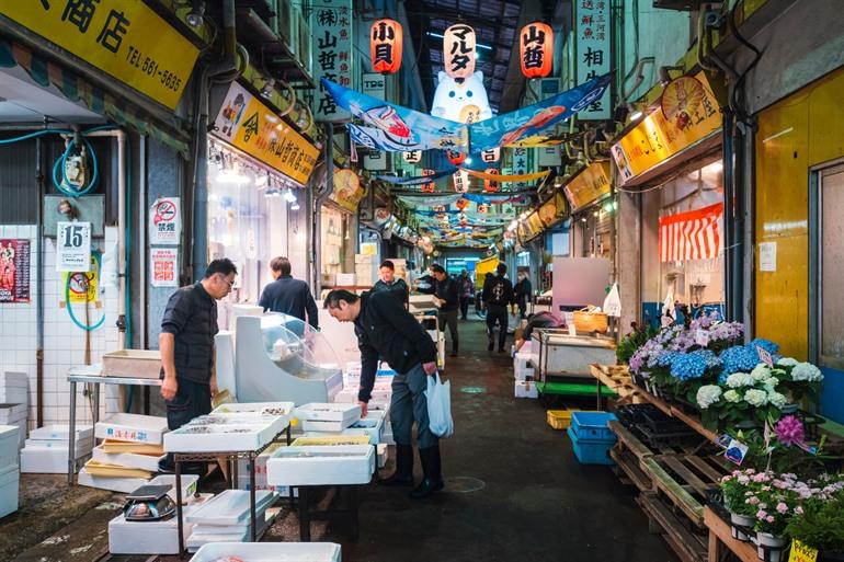 Een ochtend op Yanagibashi Central Market
