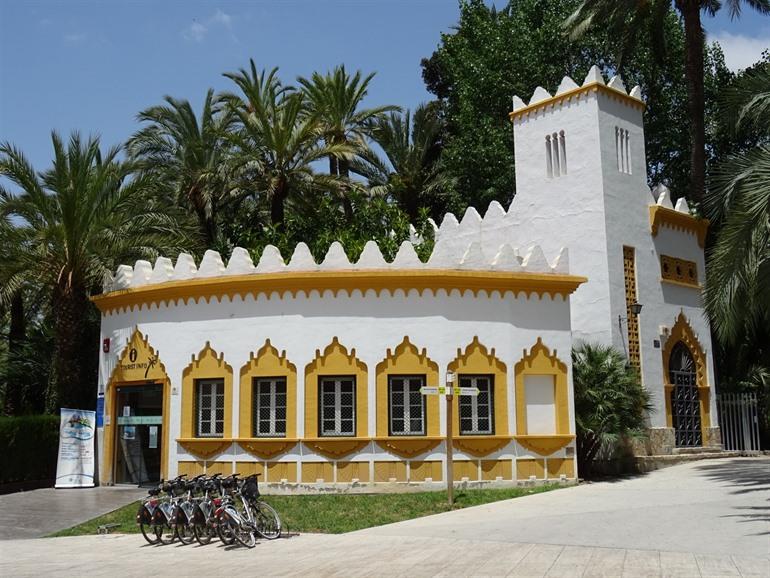 Elche gebouw toeristische dienst