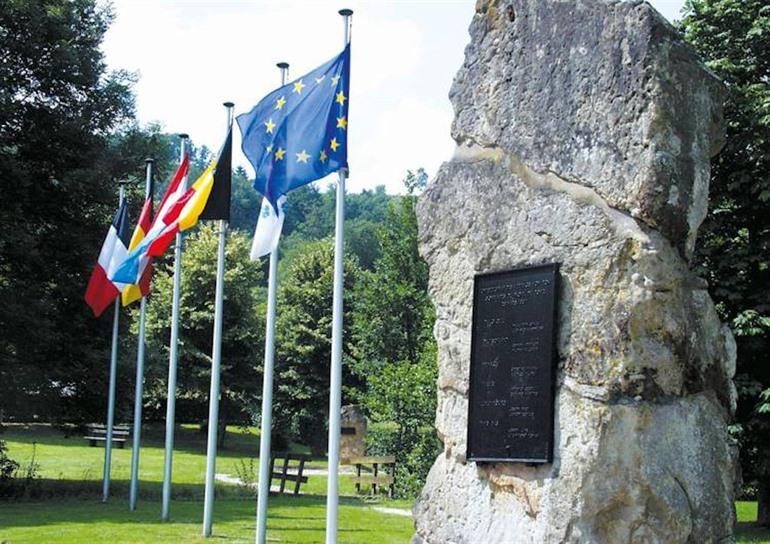 Europamonument aan het drielandenpunt, Ardennen