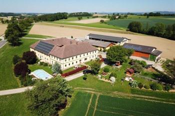 Familieboerderij Strassbauer boeken