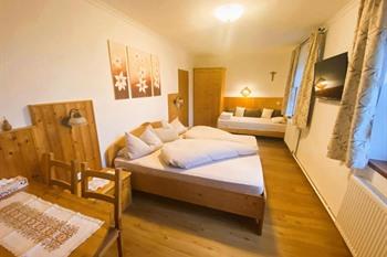 Familieboerderij Strassbauer boeken