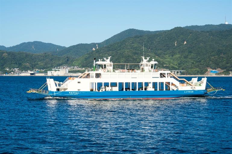 Ferries vanaf de haven naar de eilanden