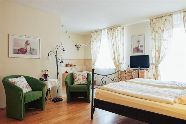 FETZ - Das Loreley Hotel