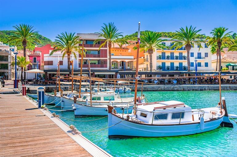 Fietsen door Port d'Andratx, Mallorca