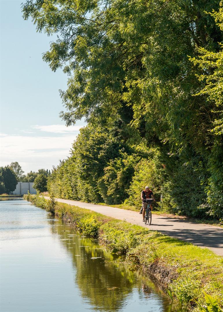 Fietsen van Beloeil naar Ath