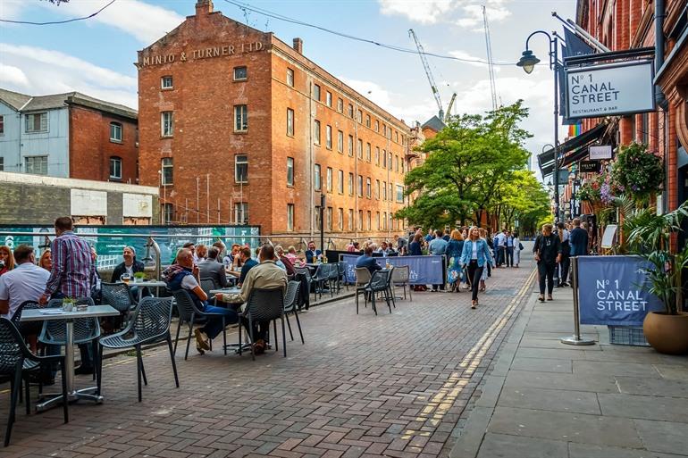 Gay Village aan Canal Street, Manchester