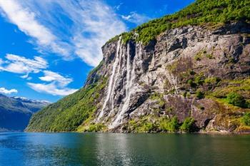 Geirangerfjord Seven Sisters waterval