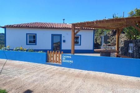 Geniet van je verblijf in Casinha do Barreiro met een prachtig uitzicht over het landschap