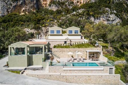 Geniet van luxe en ontspanning in Paleo Villas in Paleokastritsa