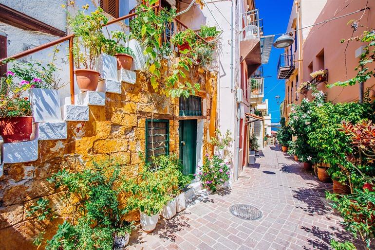 Gezellig straatje in de Topanas wijk in Chania, Kreta