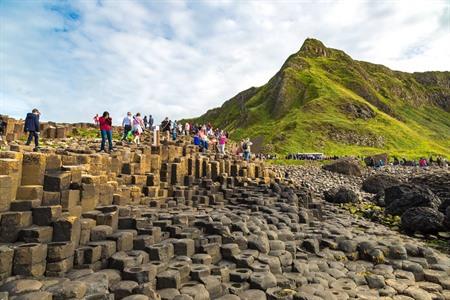 Giant’s Causeway in Noord-Ierland bezoeken: alle info, tips & tickets boeken