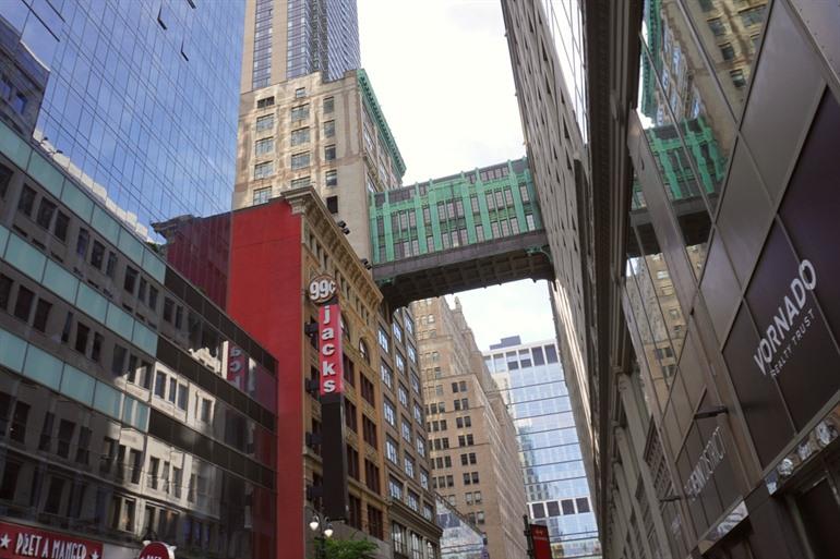 Gimbels Skybridge