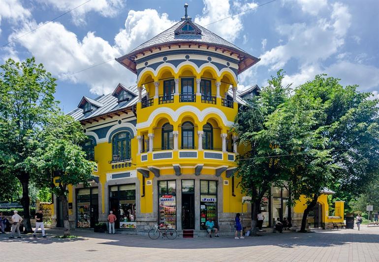 Gjon Mili Museum, kunstmuseum over Gjon Mili bezoeken in Korçë