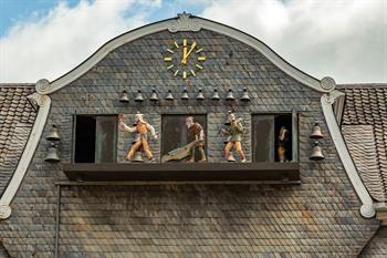 Glockenspiel und Figurenspiel am Marktplatz, Goslar