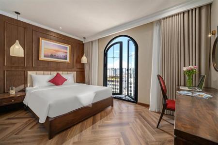 Golden Lotus Luxury Hotel Danang boeken