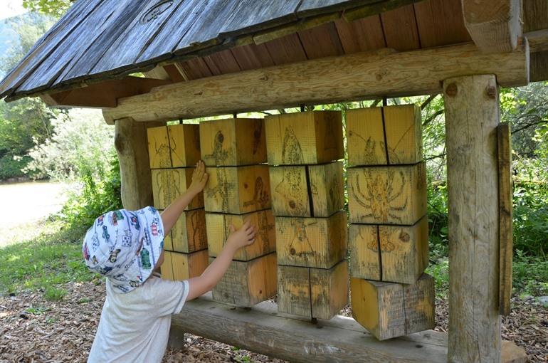 Goldhorn's Fairyland aan het Meer van Bohinj