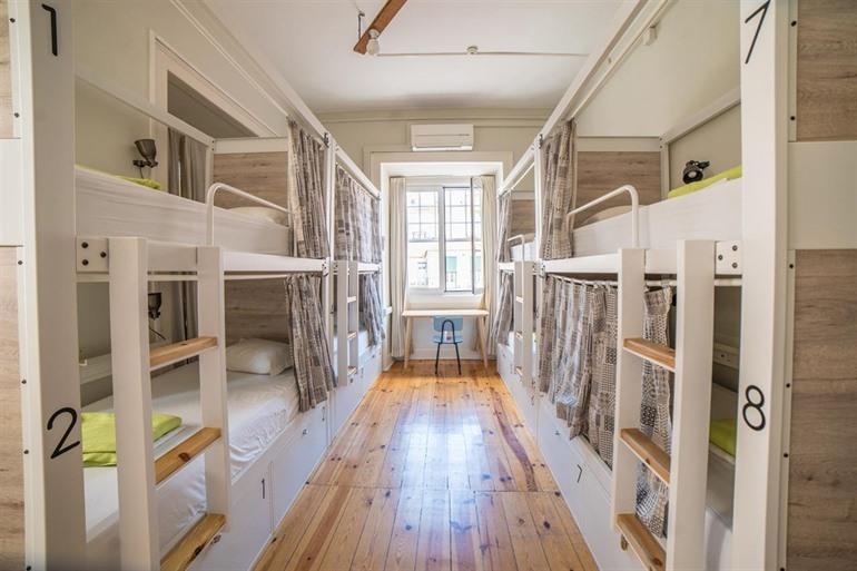 Goodmorning Solo Traveller Hostel