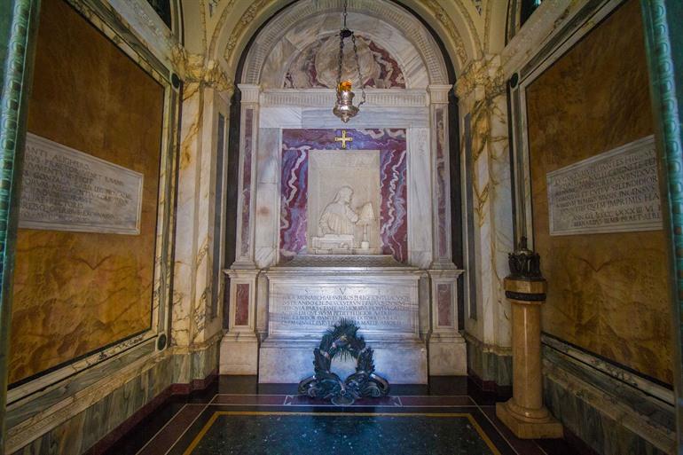 Graftombe van Dante, Ravenna