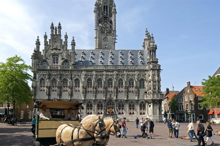 Grote markt van Middelburg