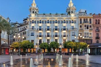 H10 Palacio Colomera boeken