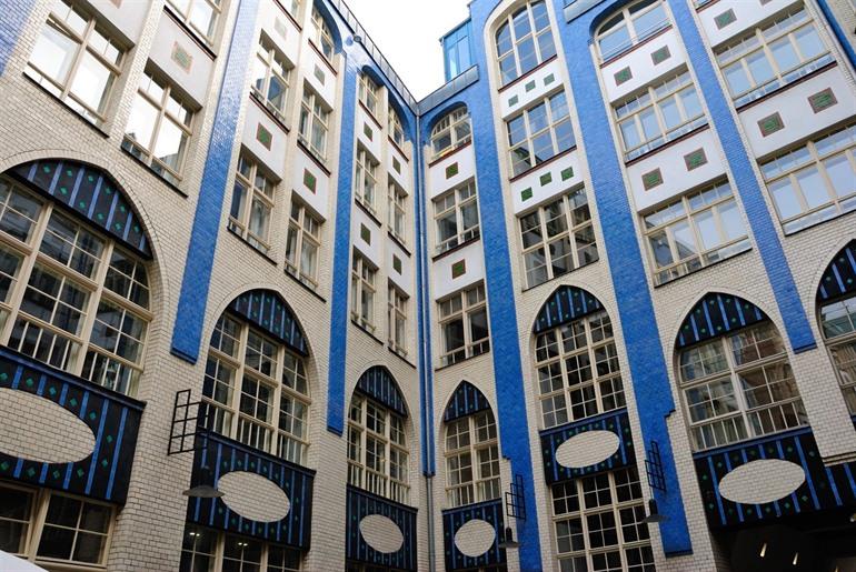 hackescher hofe berlijn