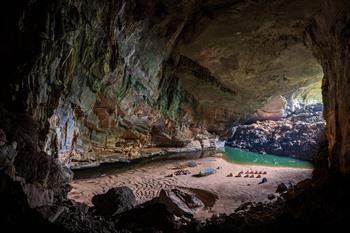 Hang Son Doong, de grootste grot ter wereld