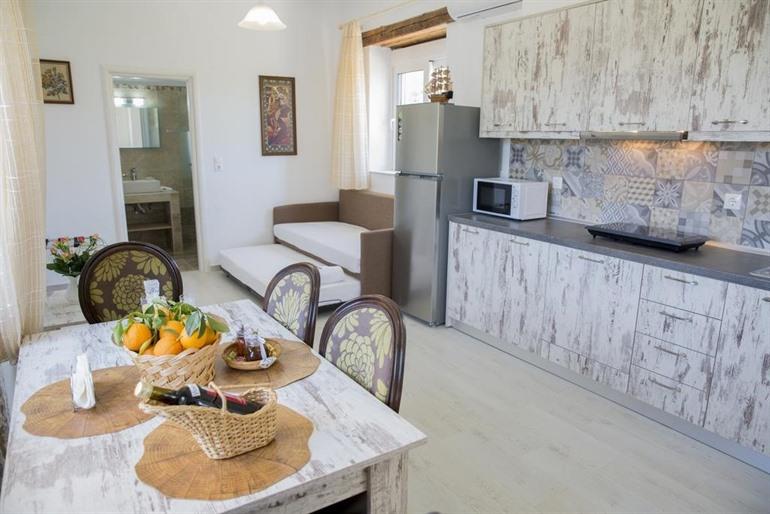 Haraki Stone Apartment