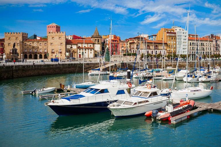 Haven van Gijon, Asturias in Noord-Spanje
