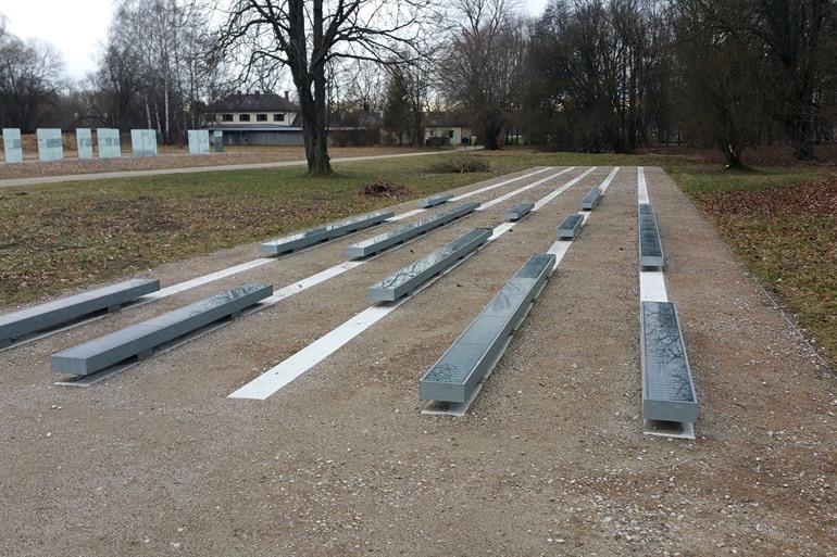 Herdenkingsmonument aan de schietbaan