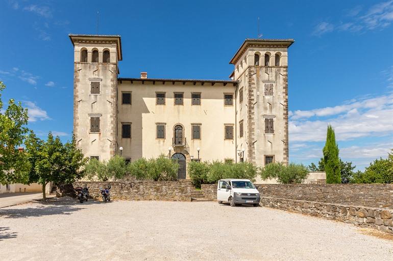 Het Kasteel van Dobrovo in Slovenië
