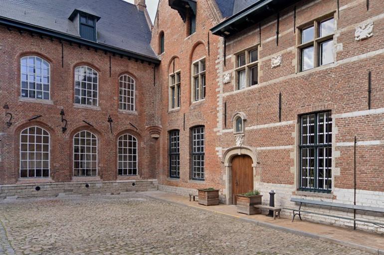 Het klooster in Kortrijk