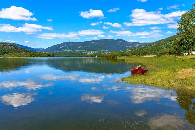 Het meer Mjøsa