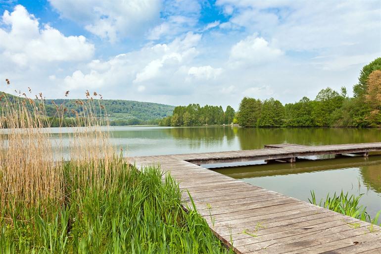 Het meer van Echternach bezoeken, Luxemburg