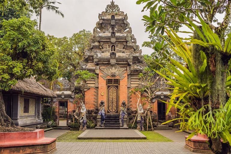 Het paleis van Ubud, Puri Saren Agung