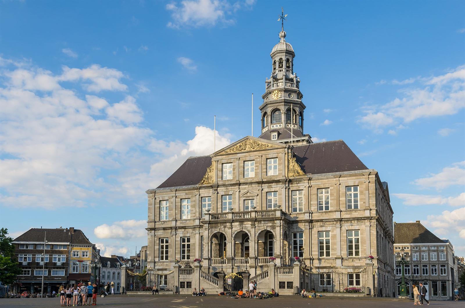 D 23 X Bezienswaardigheden Van Maastricht Reisgids En Foto s