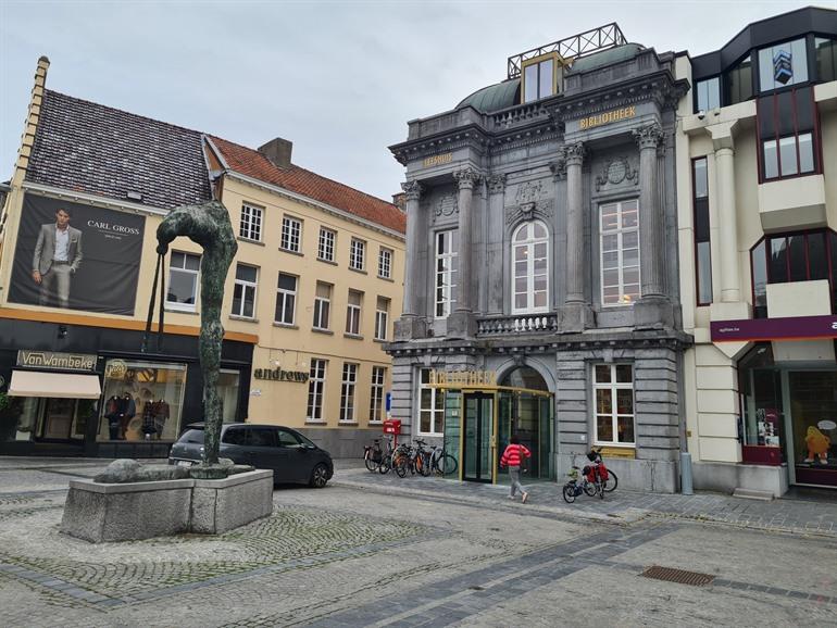 Het voormalige vleeshuis in de stadsbibliotheek, Oudenaarde