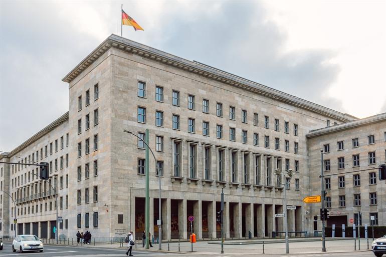 Het vroegere Reichsluftfahrtministerium