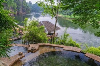 Hintok River Camp op Hellfire Pass boeken